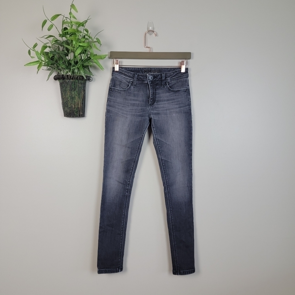 DL1961 Emma Legging Phoenix Faded Black Skinny Jegging Stretch Jeans 25